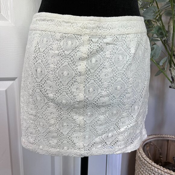 Volcom White Lace Mini Skirt Womens SM (5) Zip Front 90's Y2K Skater Boho - Picture 2 of 8